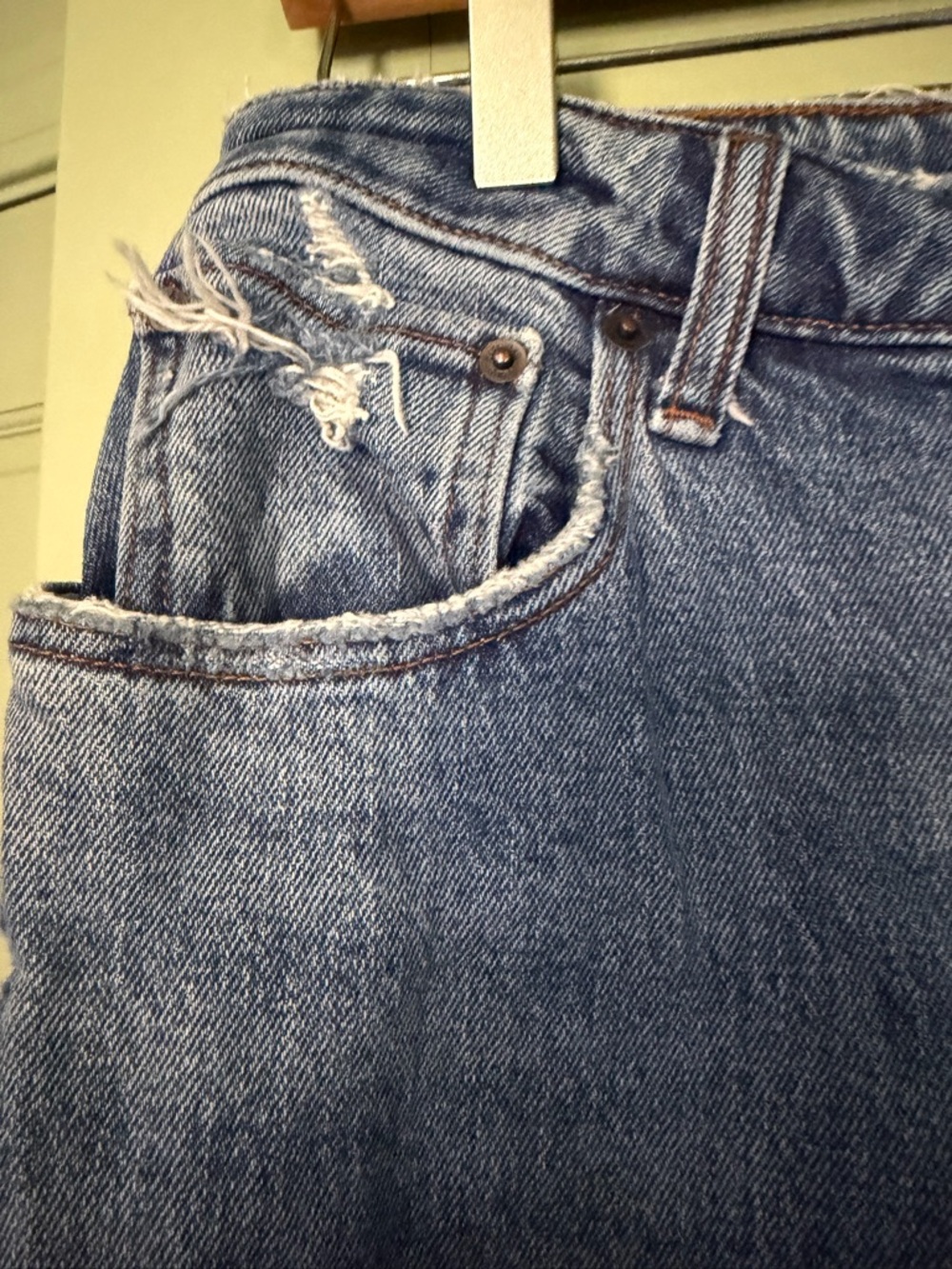 Abercrombie High Rise 90s Relaxed Jean - Picture 7 of 7